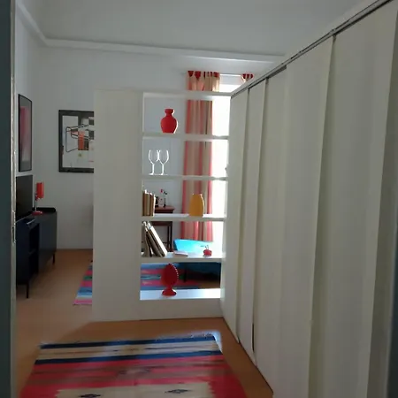 Apartament Adenzia *